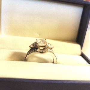 Agape diamonds on a 14k white gold